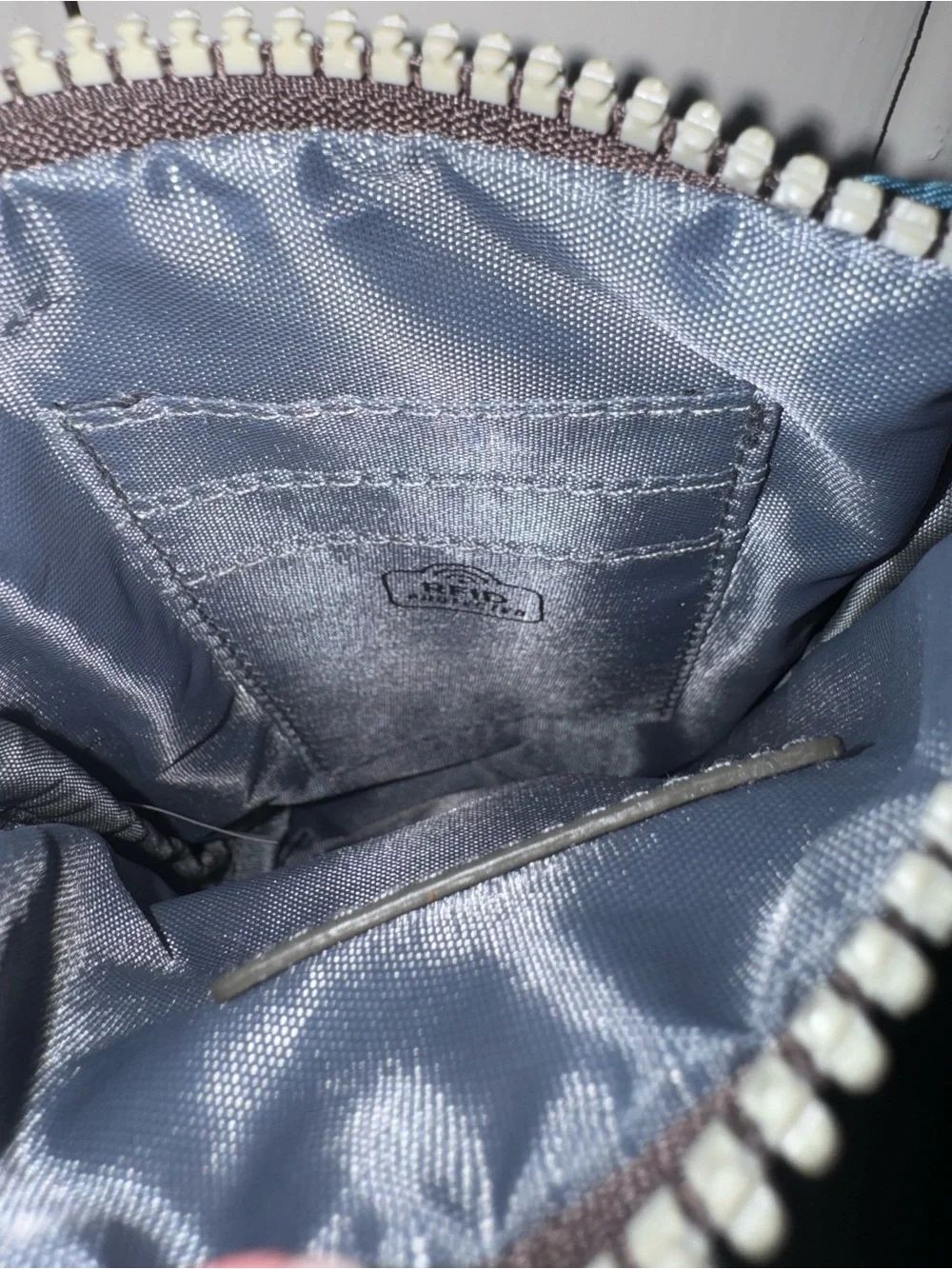 Chala Turtle Venture Crossbody Bag NEW - Picture 7 of 9